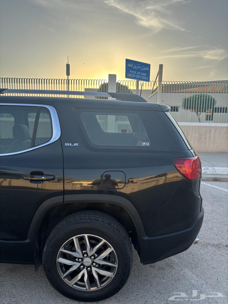 جمس اكاديا ممشى 127 موديل 201963173197870977112