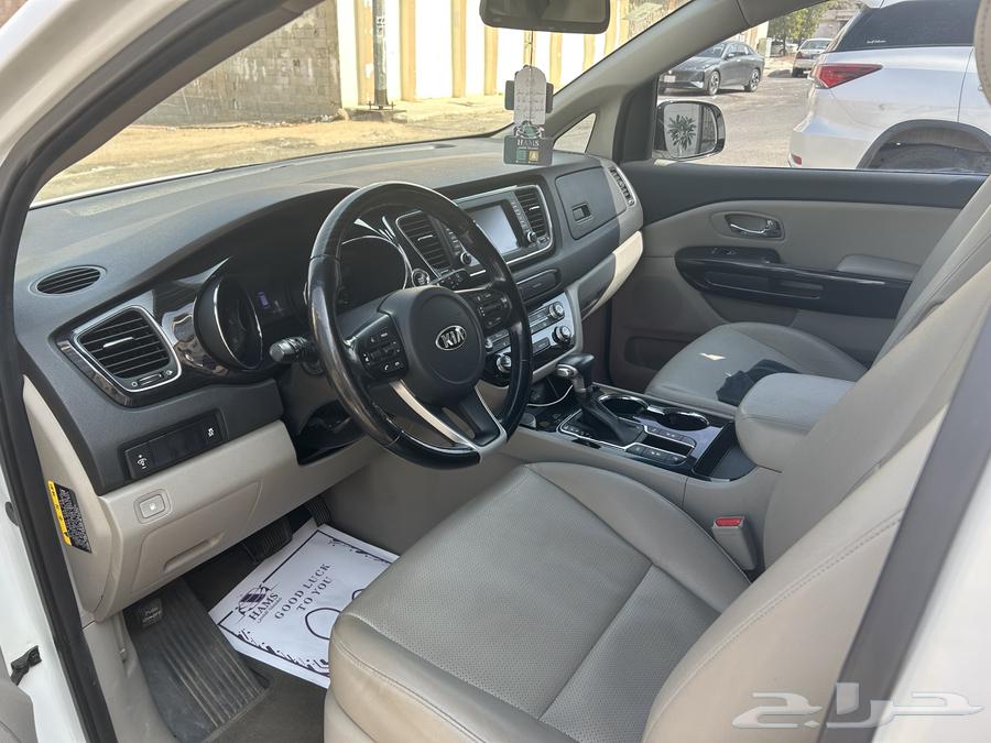 Kia Carnival 202063172701800321114
