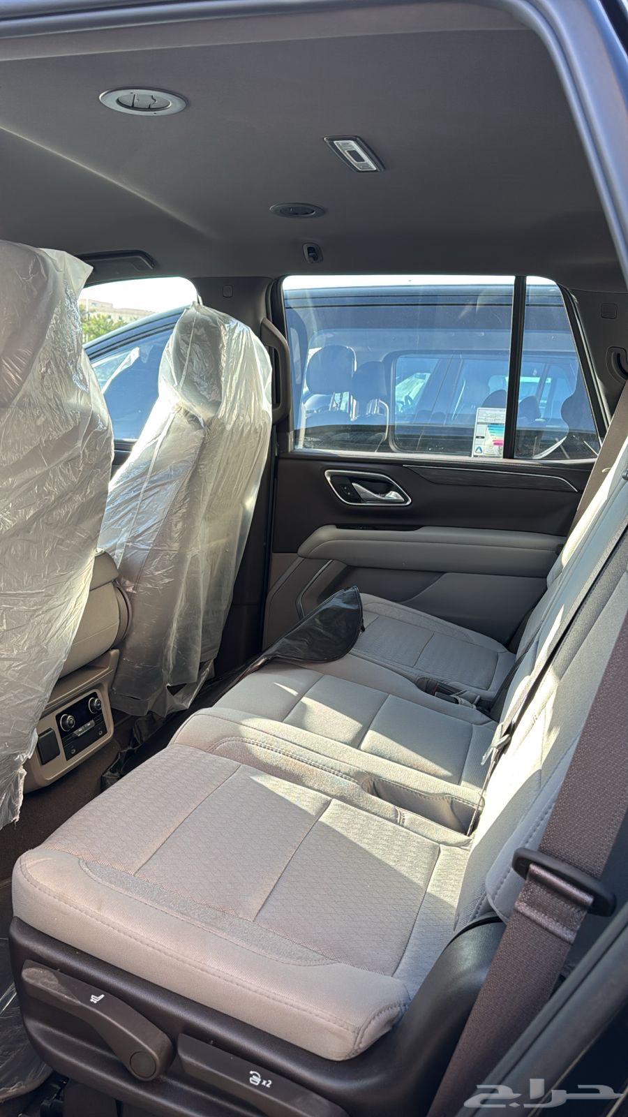 Rent Tahoe and Starex cars with 500 free kilometers per day63173201136899112