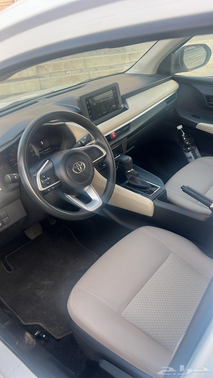 Yaris 2023 l63010403943298114