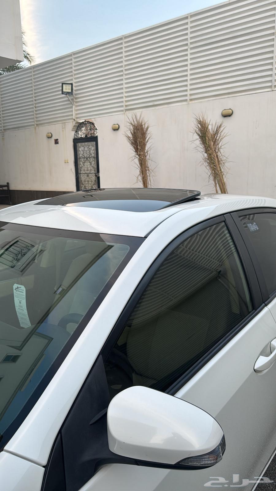 Toyota Corolla 2019 with sunroof, low mileage63171329257729113