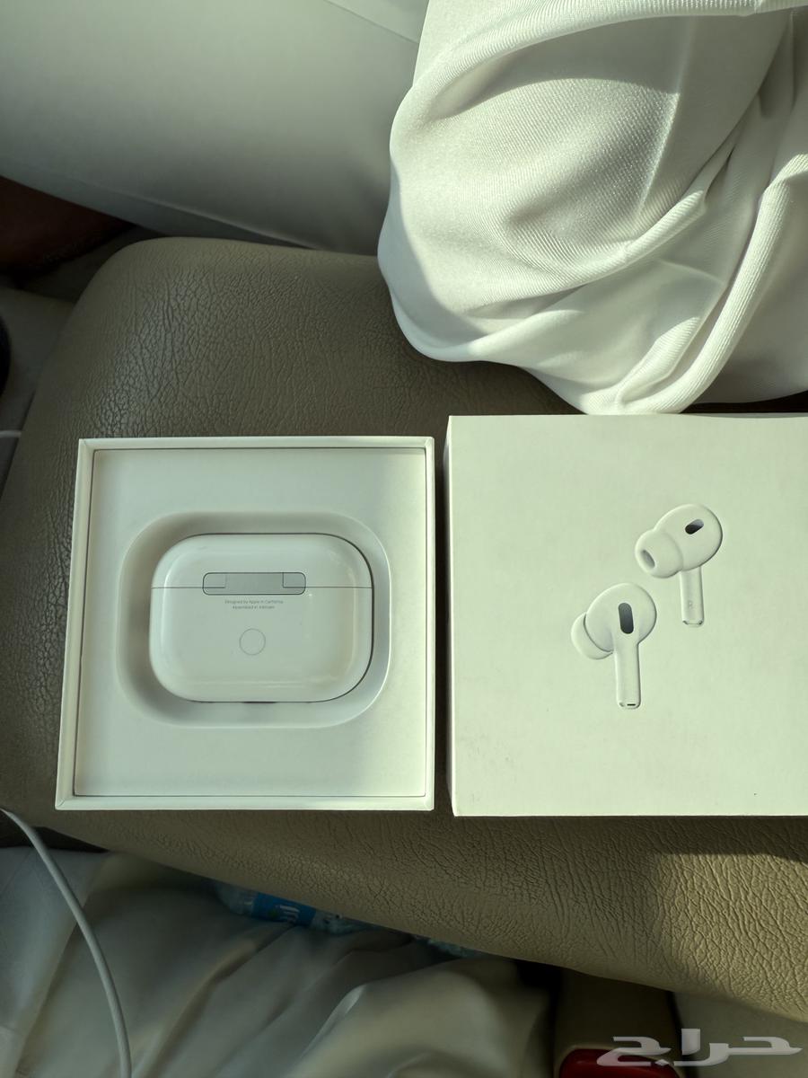 Apple AirPods63111969199874110