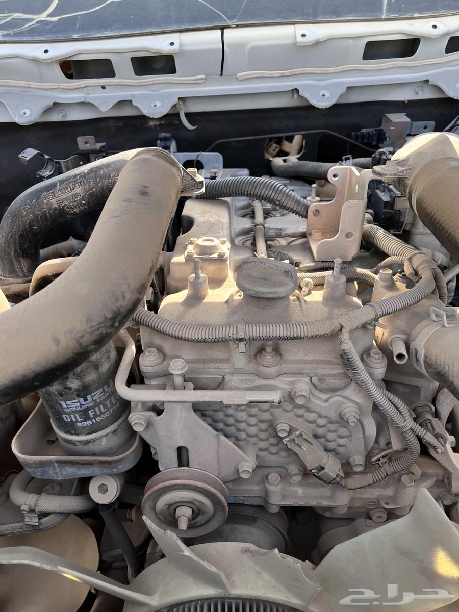 Isuzu 2015 machine with added electricity63180878766977113