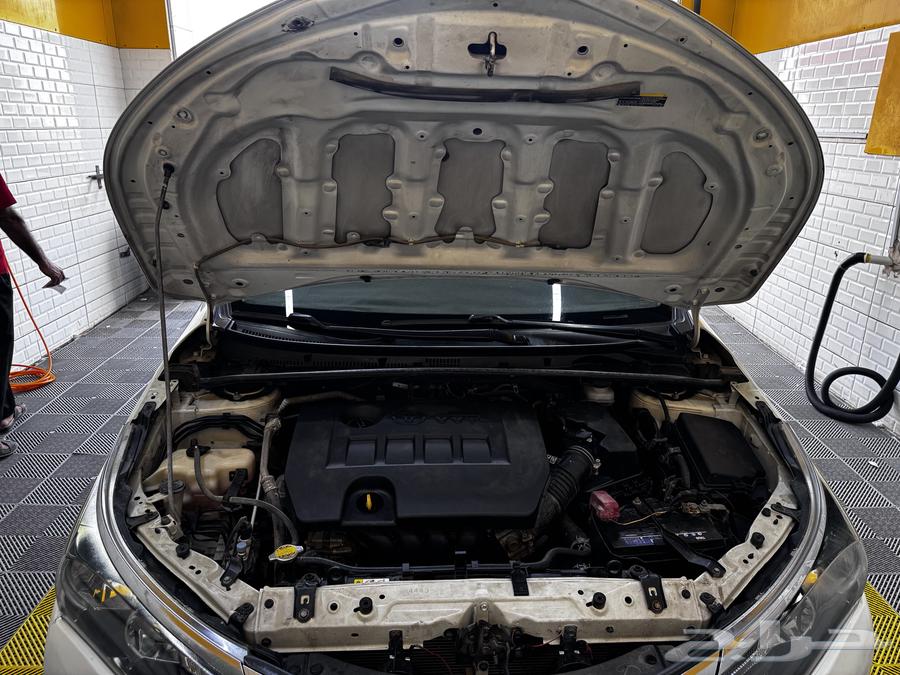 Corolla 201663171347158402113