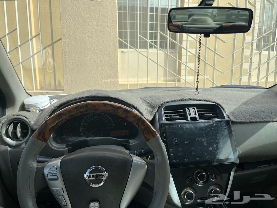 Nissan Sunny 201563172738267650114