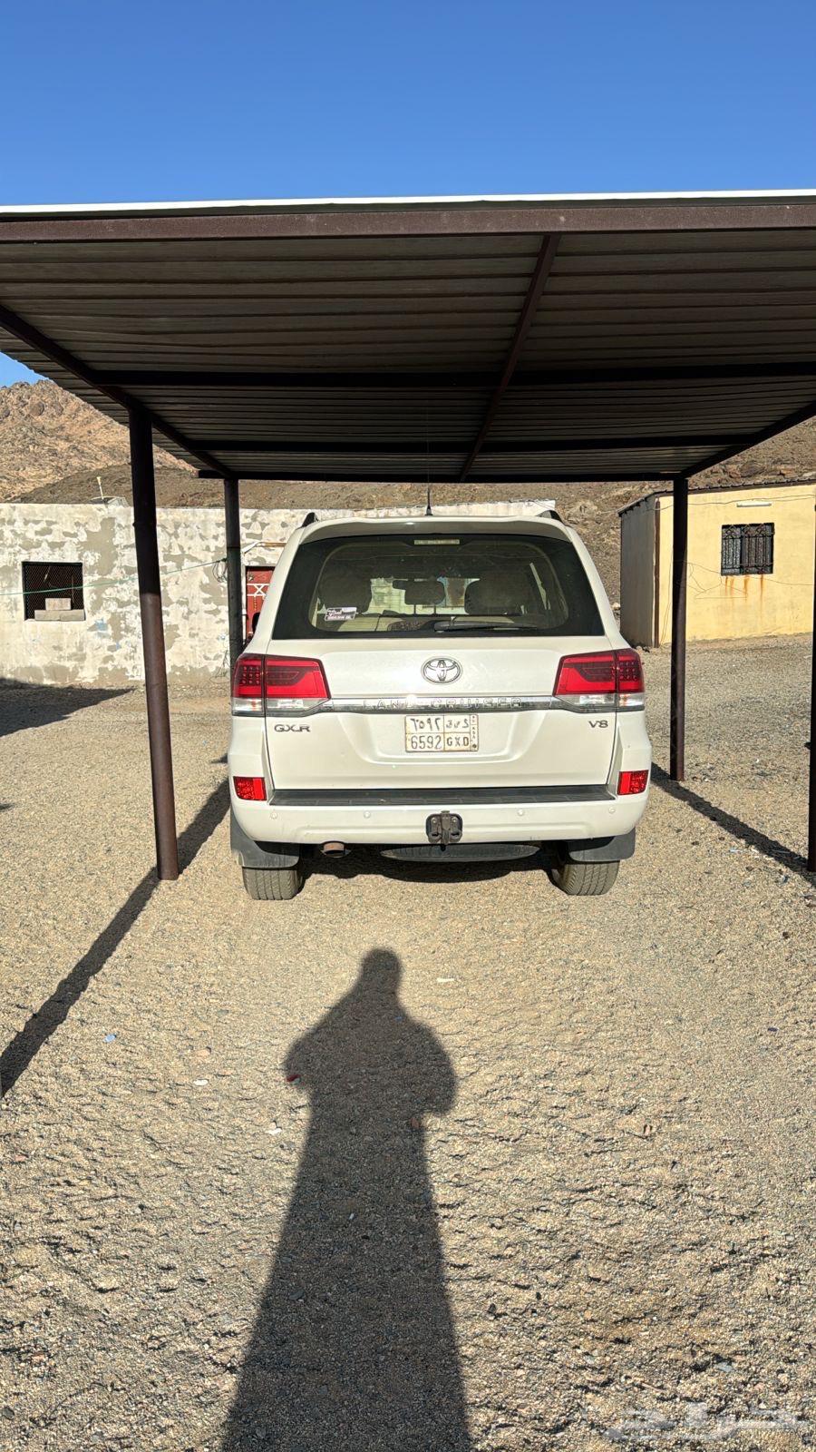 Land Cruiser63170873879554114