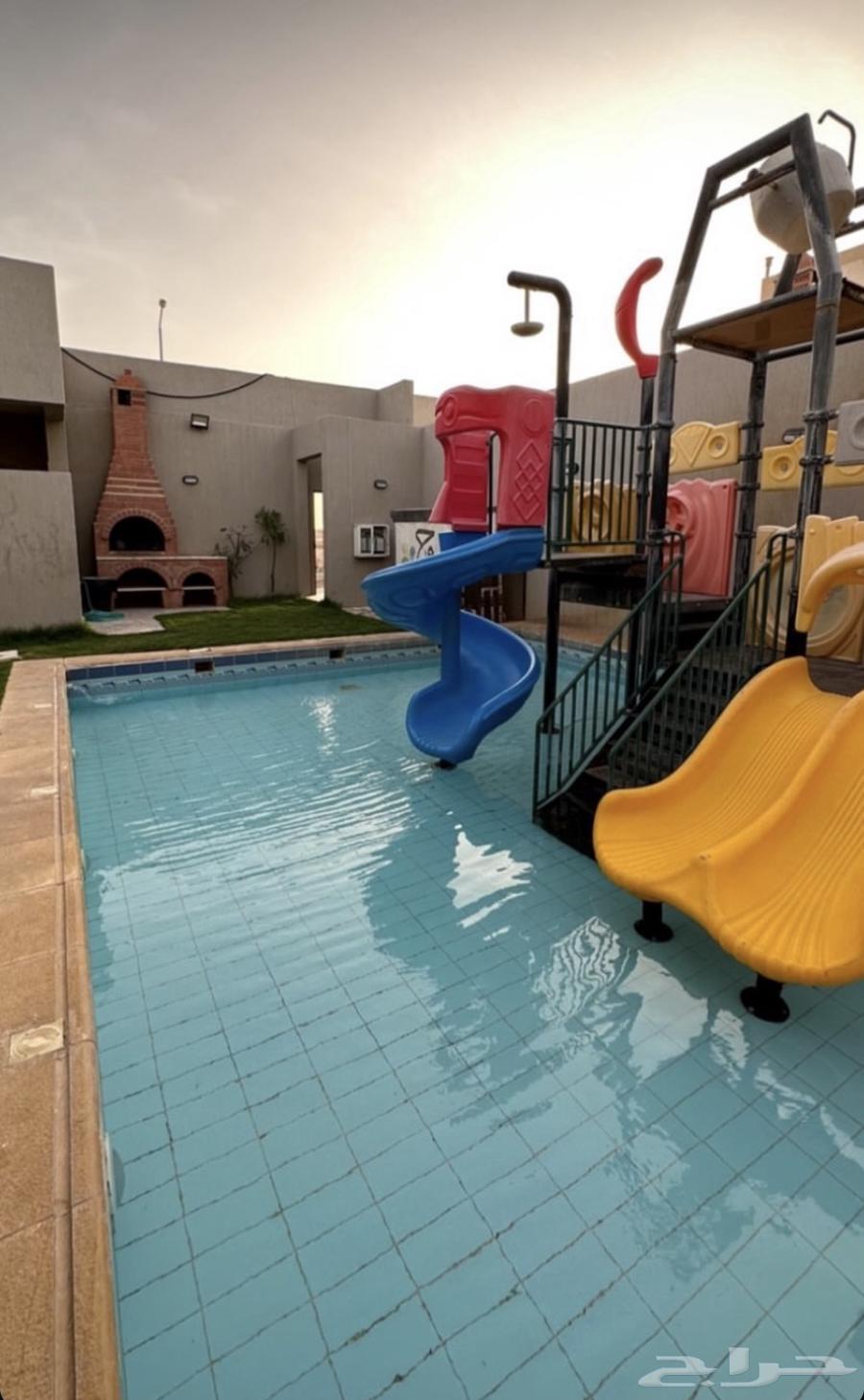 The villa is available tomorrow, Friday.63016086458754114