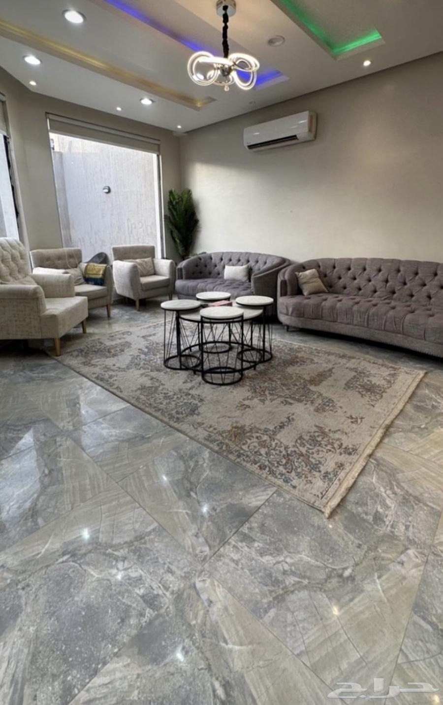 The villa is available tomorrow, Friday.63016086458754111