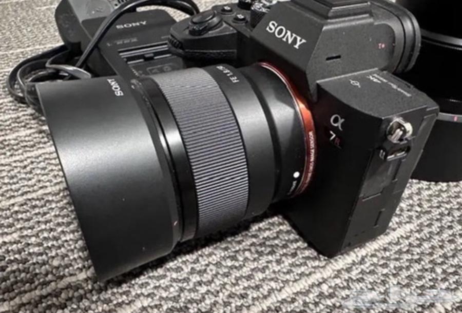 Sony A7R IV camera with two lenses 200-600 5063111568248067113