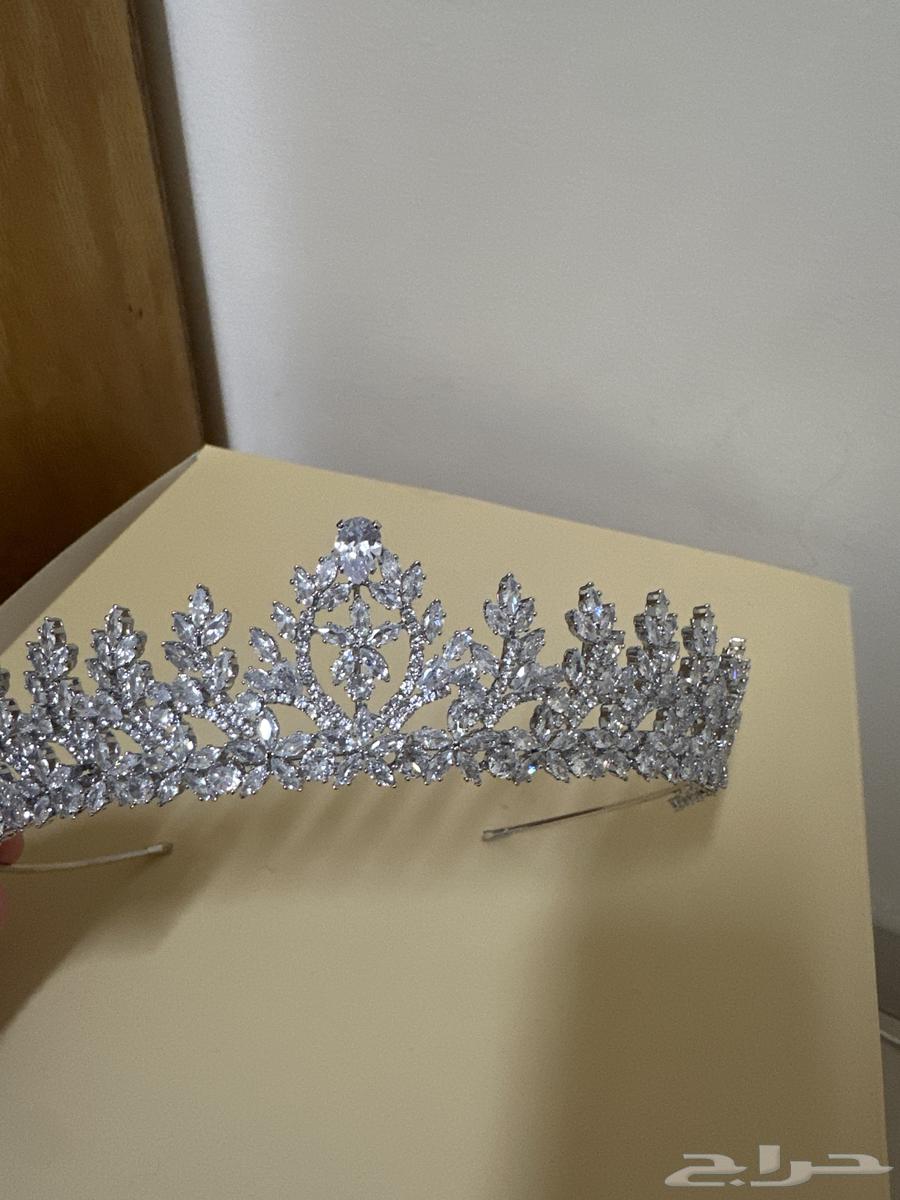 تاج عروس63483771249154112