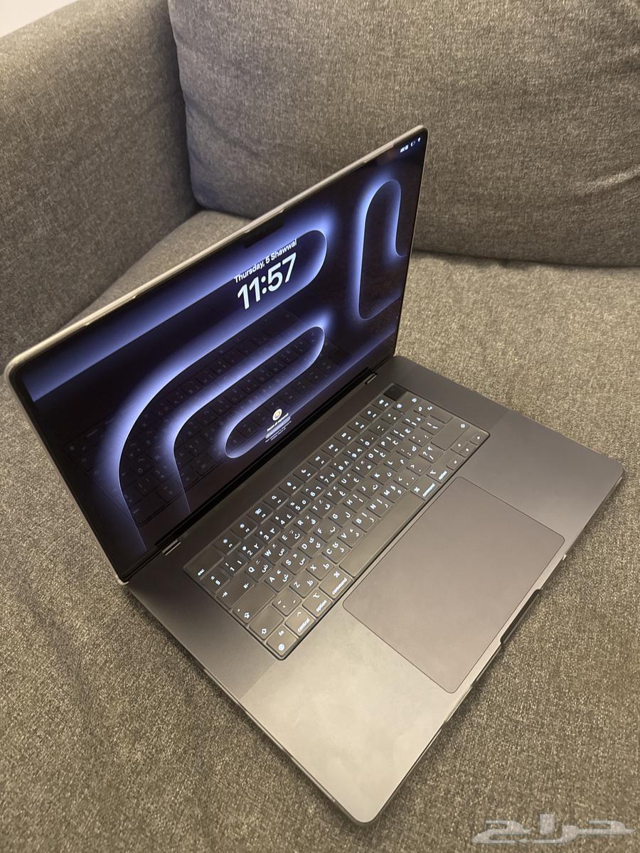 MacBook Pro laptop63109379040387111