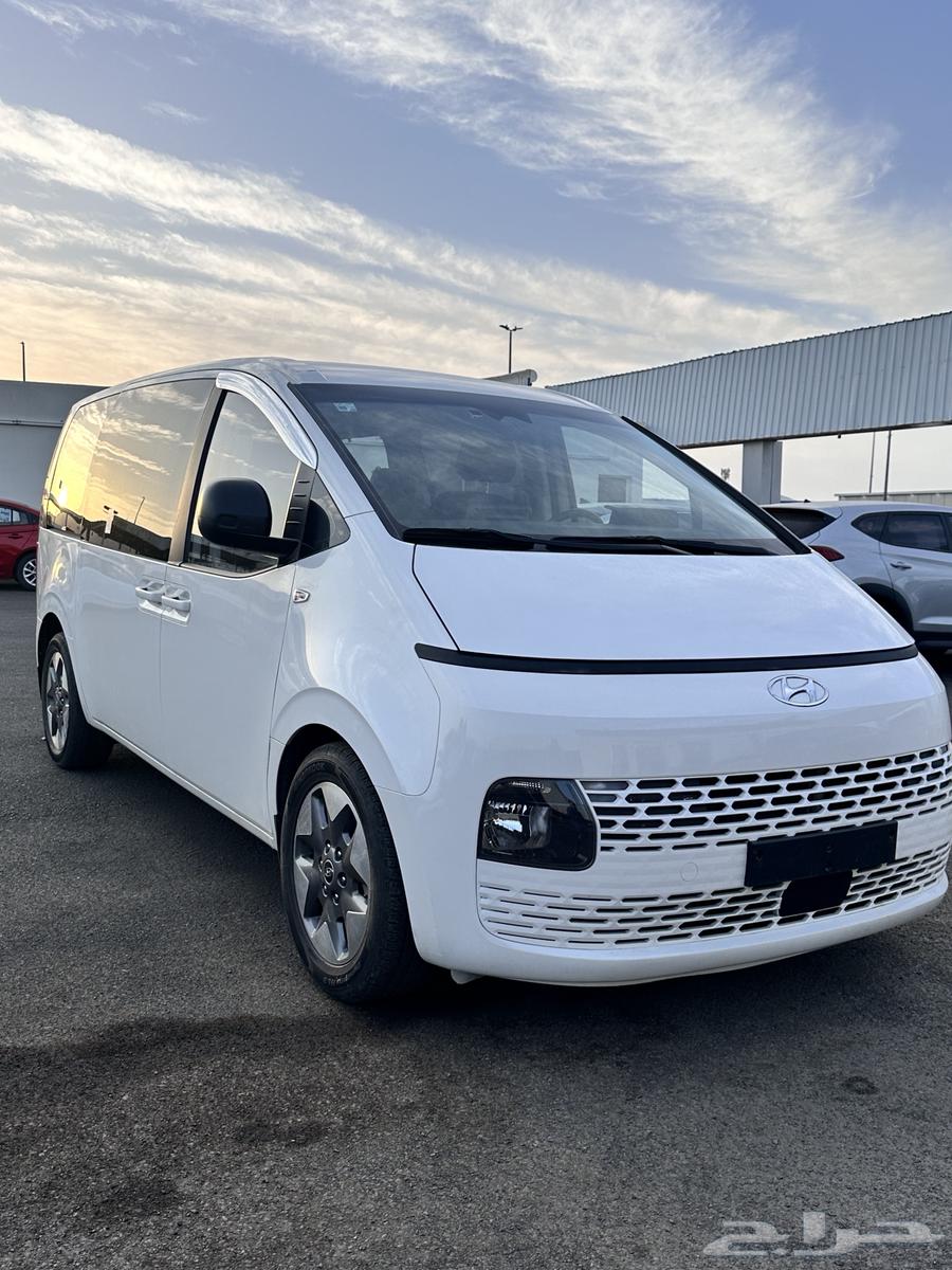 Hyundai Staria 2022 diesel, imported from Korea with customs documentation63168071778049112