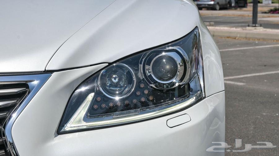 Lexus LS 460 and extracting the UAE ID card63170446851458113