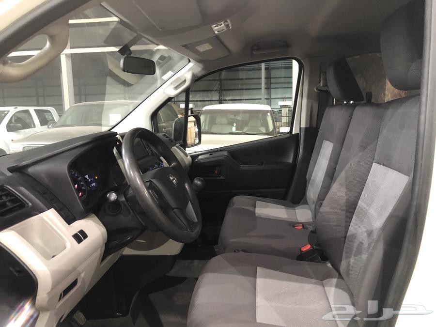 For sale, a 2019 Hiace cargo van, first-hand, diesel, 2800cc.63168064406786114