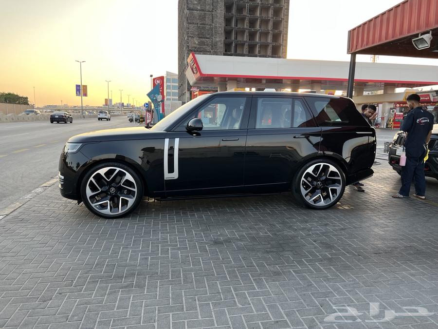 Range Rover 24-inch rims63169972173058111