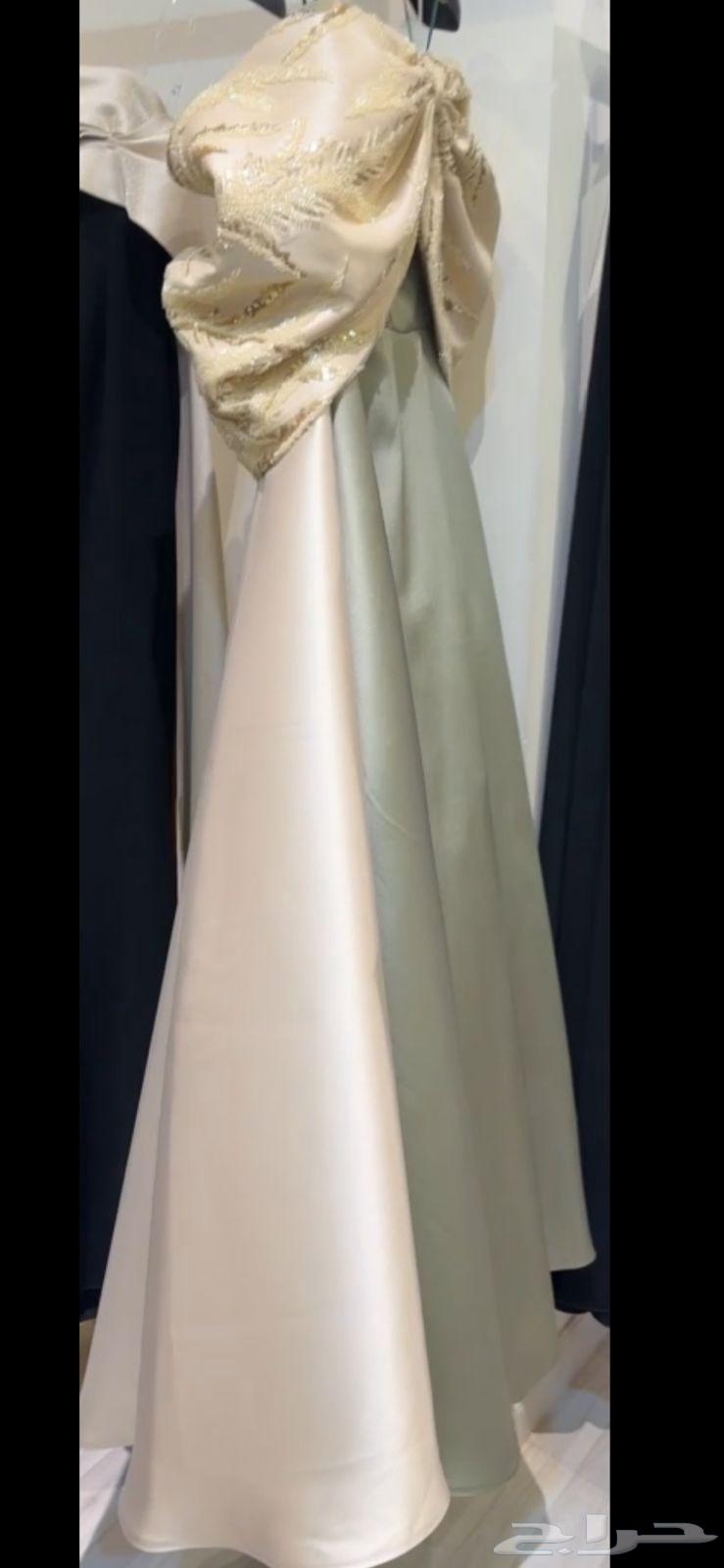 Dress for sale from Amair Al-Sireeon, purchase price 2000, selling price 100063111212697346111