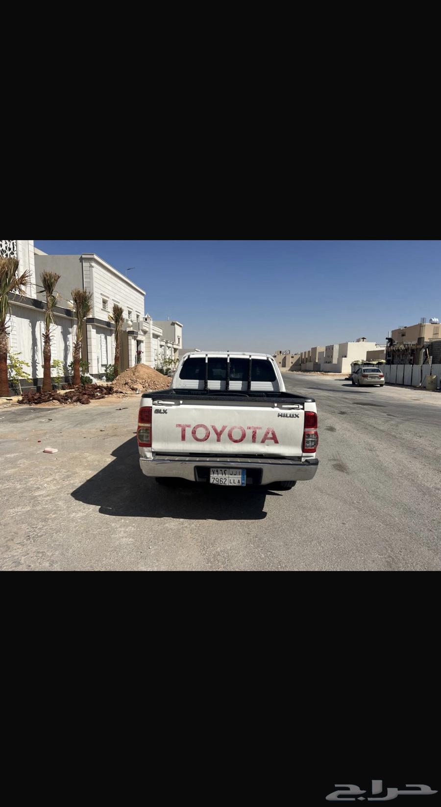 HiLux 2012 model, mileage 558 and a little, contact number63168078614018113