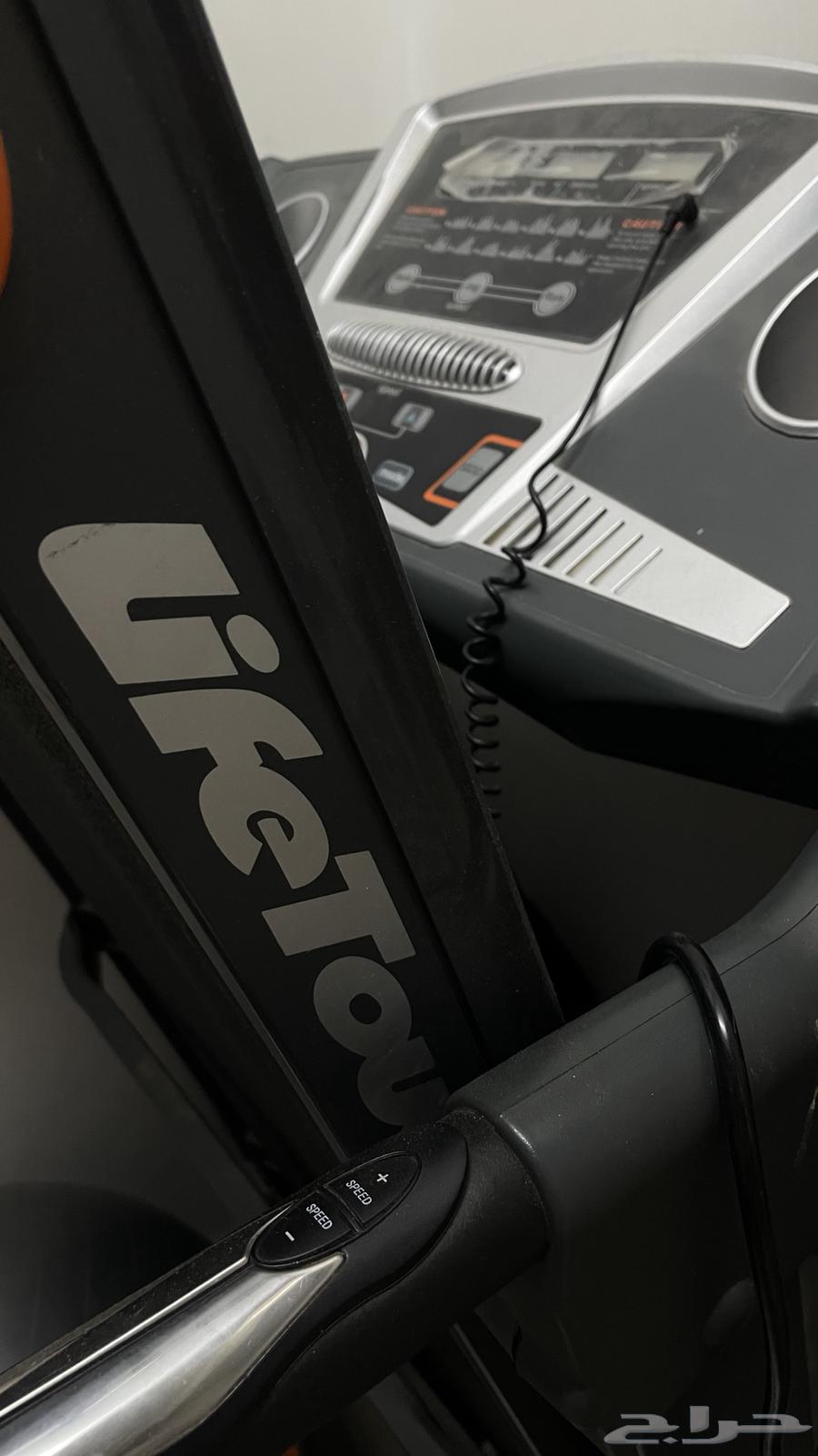Lifetouch treadmill device63170611935233113