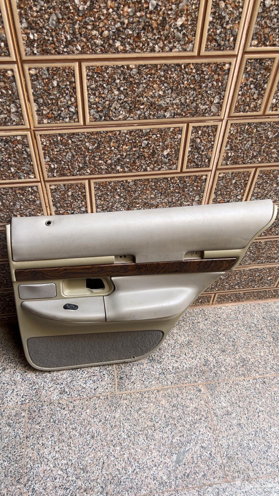 Ford rear door decor63166669253635111