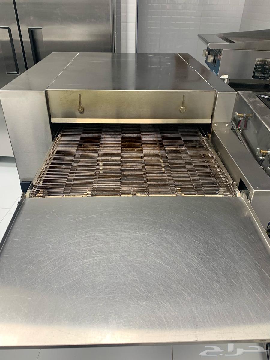 Oven suitable for pizza, pastries, rolled pastries, and manakeesh63483115589507114