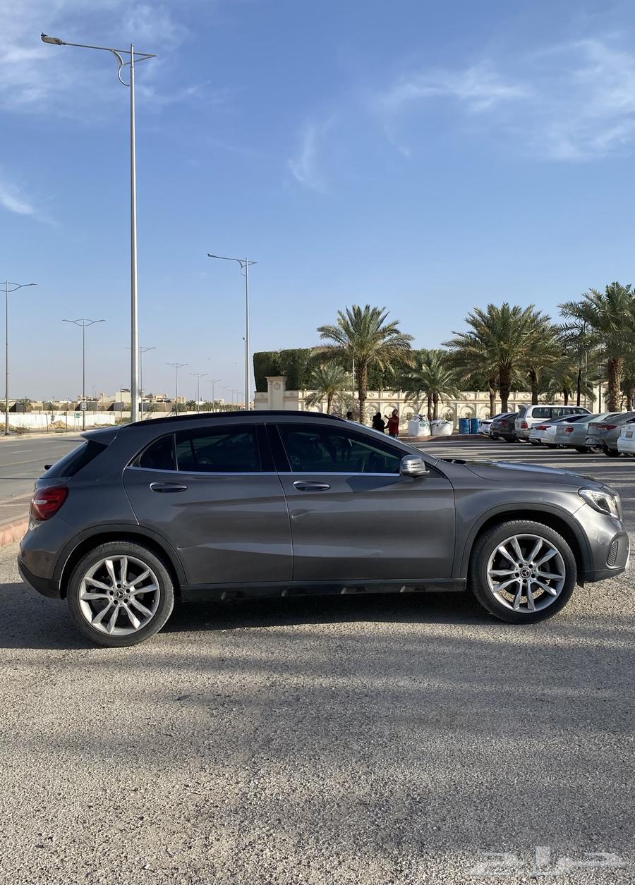 A ready-to-deliver Mercedes GLA 220 imported from Juffali, model 202063166215101569112