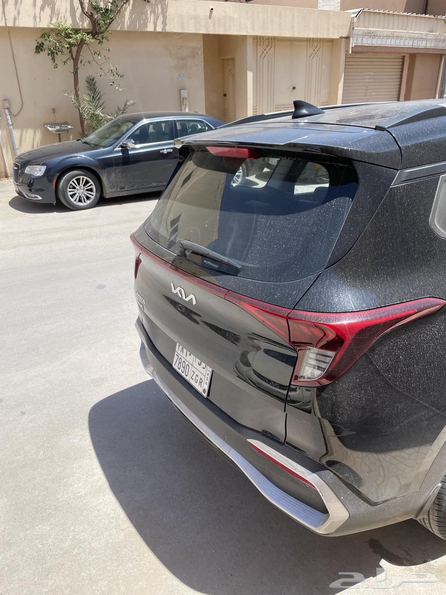 Kia Carens model 202463167629893762114