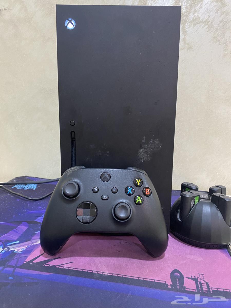 xbox xمعا كل الاغراض من اسلاك الي يده بطريات اربعه بطريات64483964235265111