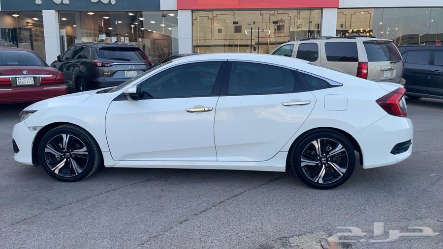honda civic 2018 lx63167620118659111