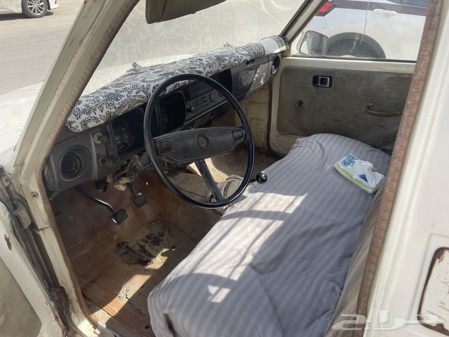 Hilux model 197663167626454403112