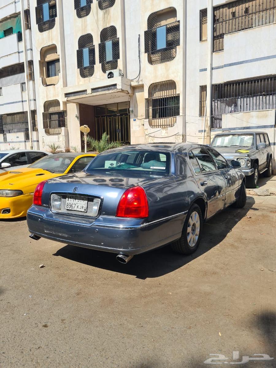 For sale: 2005 Lincoln Town Car Largo, urgent63168102747779113