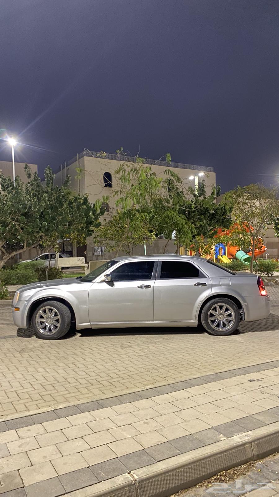 Chrysler C300 2007 V863216873784963112