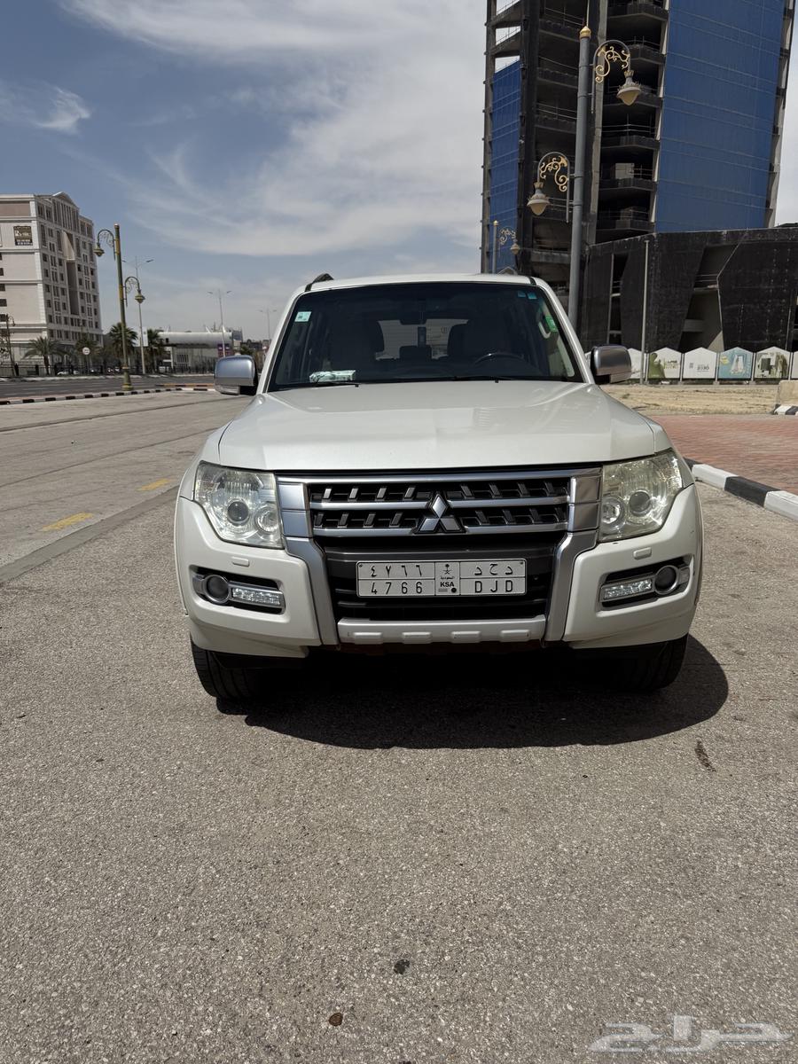 Pajero 2017 with a large 3.8 engine, fully loaded63164351885699113