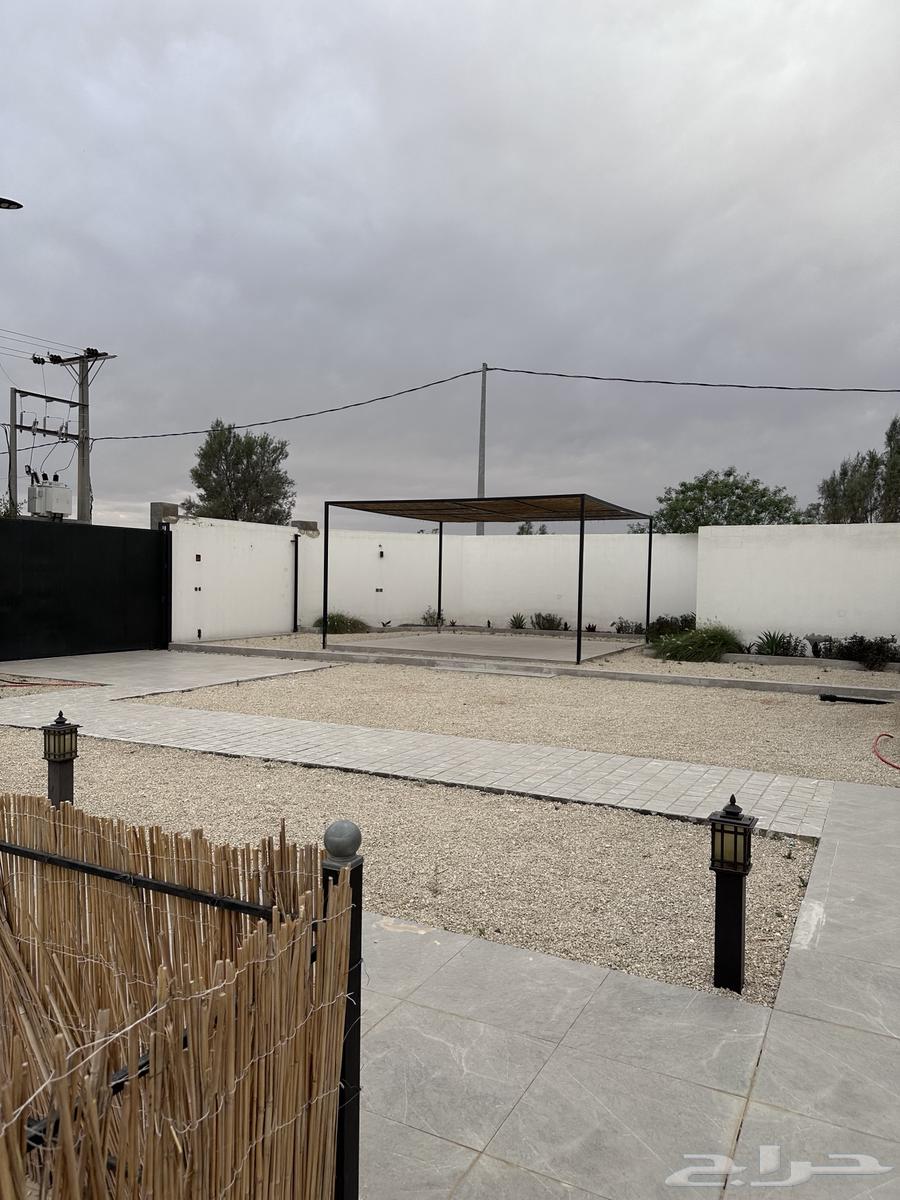 مشروع مدرسة سباحه للاطفال للتاجير63105278086146114