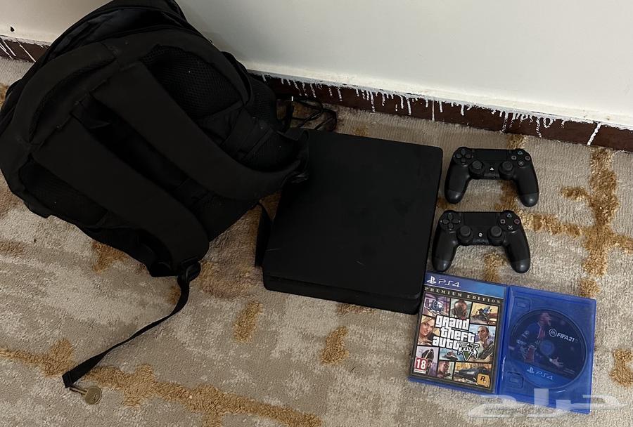 Sony Four with him original hands and commercial hands FIFA 23631064062590731110