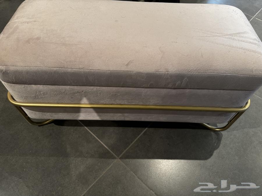 A carpet box with a width of 70 cm, height of 19 cm, light pink velvet color63106031570049111