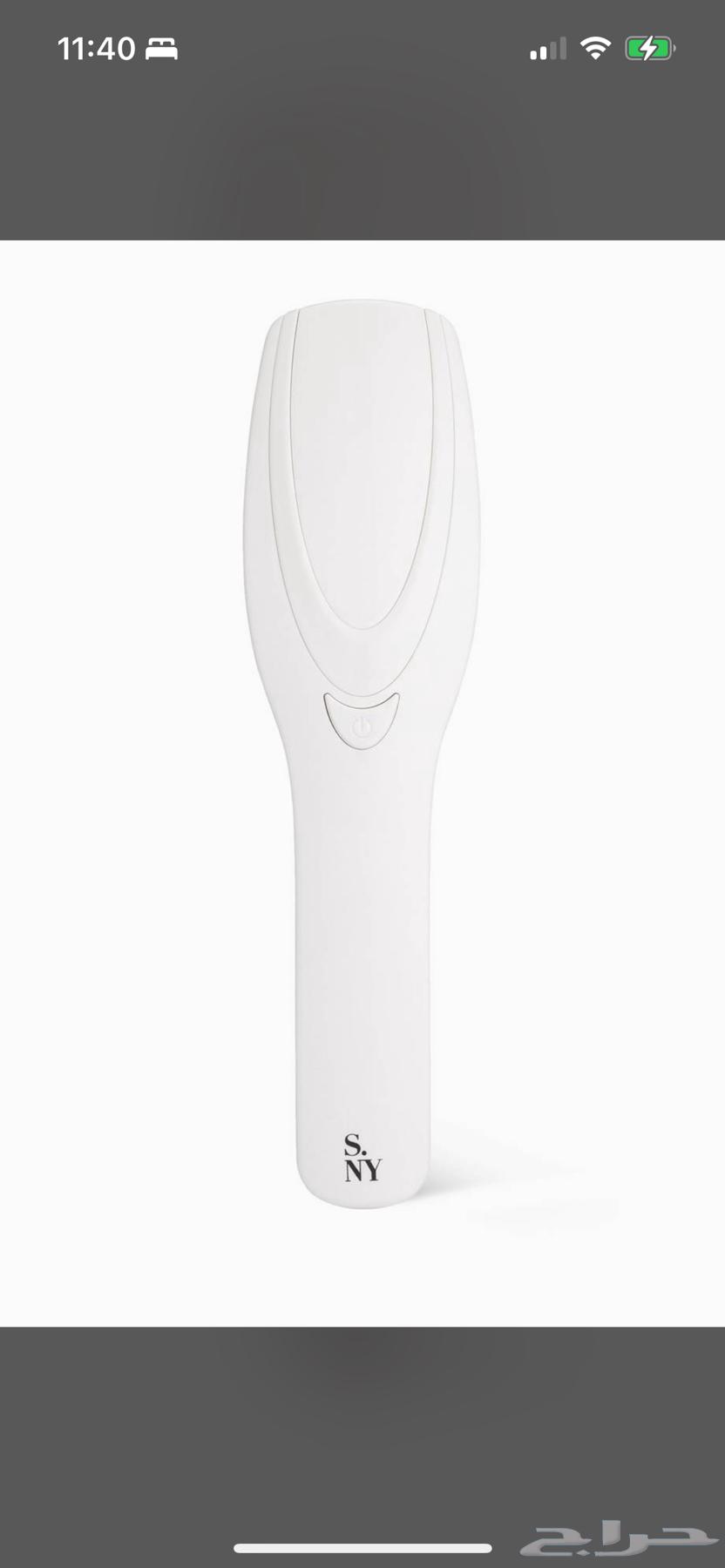 Hair brush for stimulating the scalp with LED light63107176743171111