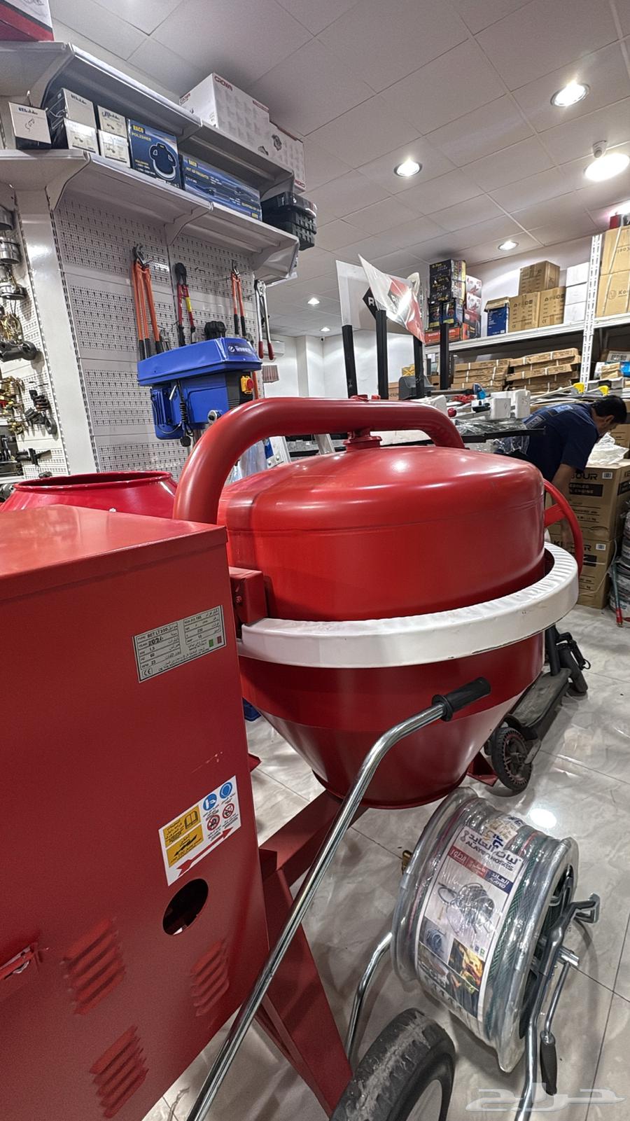 Cement mixer63443708972675111