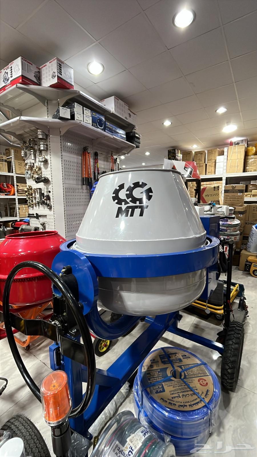 Cement mixer63443708972675113