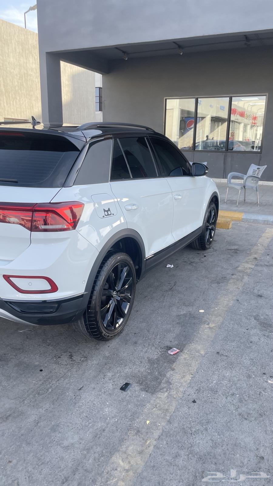 Discount and 10,000 cash for a 2024 Volkswagen T-Roc Black Style63159740556803112