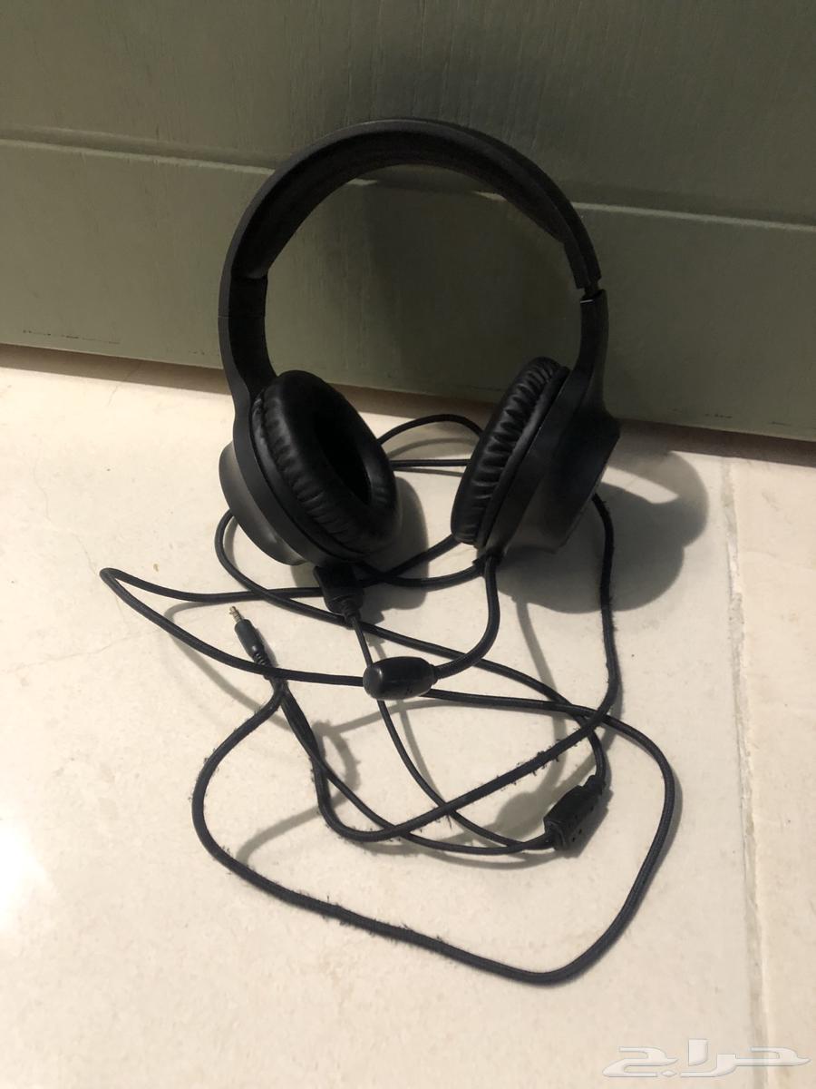 سماعة سوني لون اسود (للتواصل معي هذا رقمي)63103086137987112