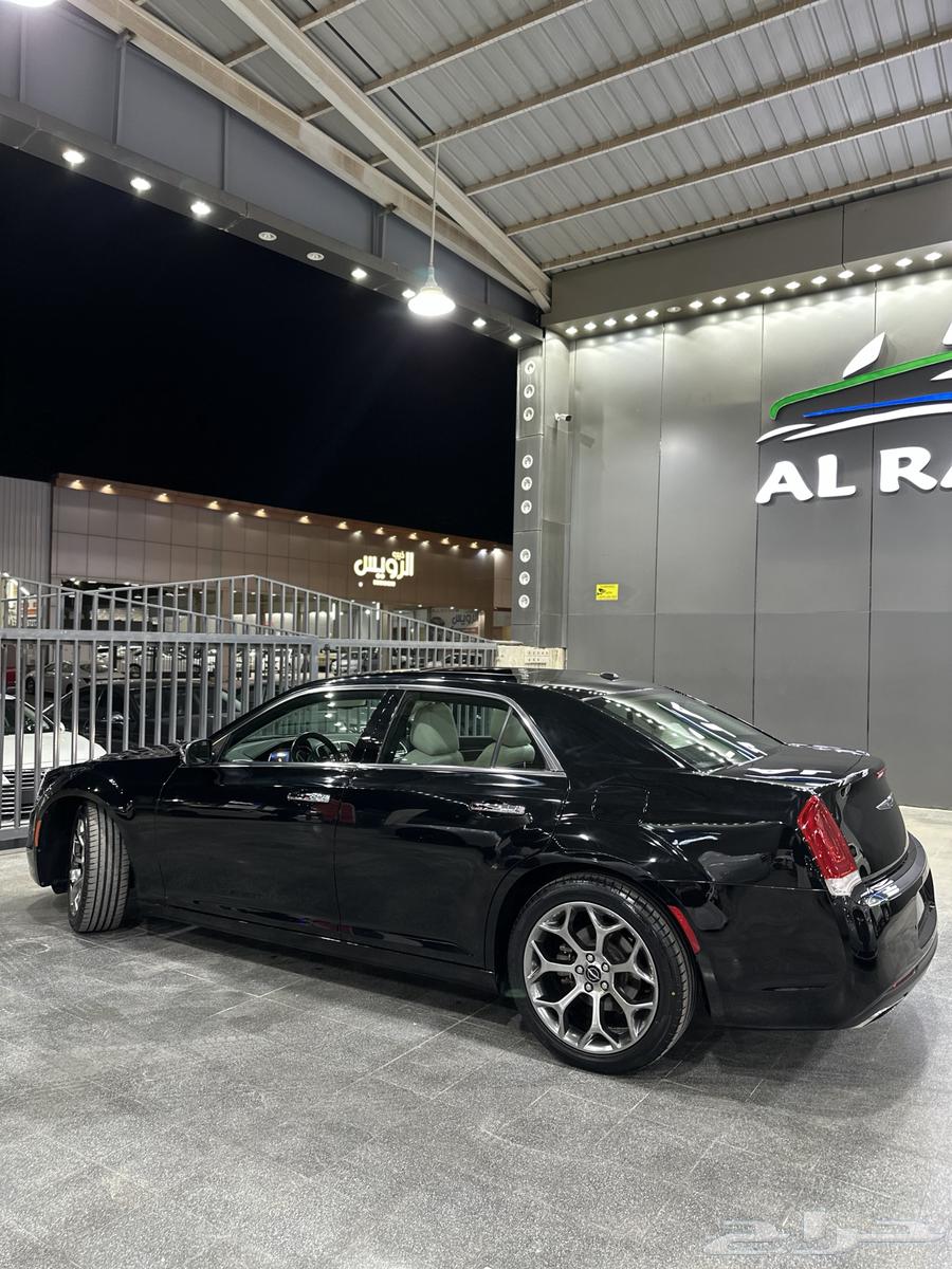 كرايزلر C300 اسود 2021 هيمي V8 5.7 لدى معرض(الرشيدي)63160645307137113