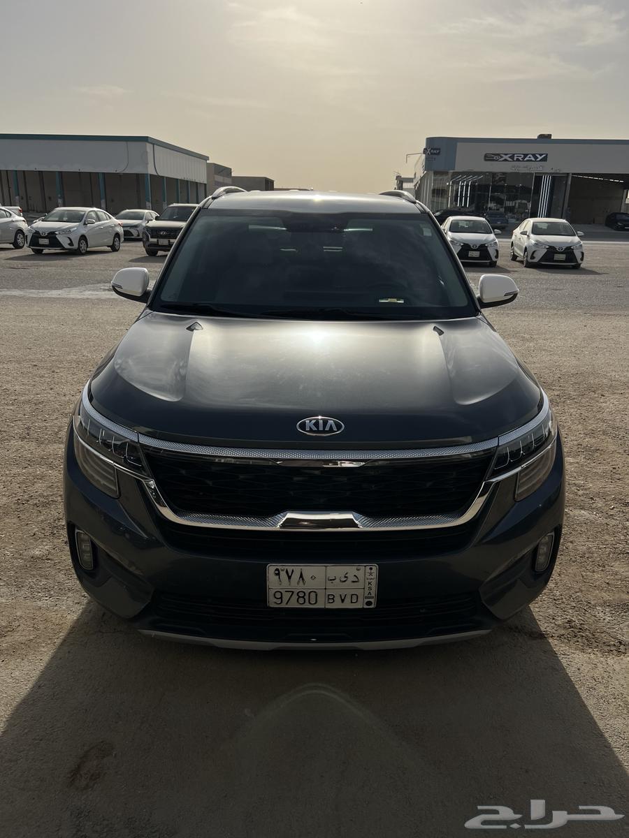 Sold Kia Seltos GLS 2021, half-full, 1.6, clean, low mileage63161112143363113