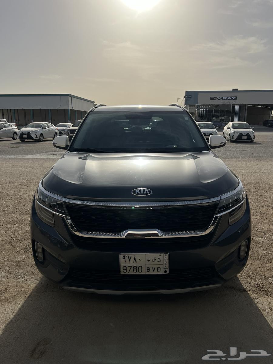 Sold Kia Seltos GLS 2021, half-full, 1.6, clean, low mileage63161112143363112