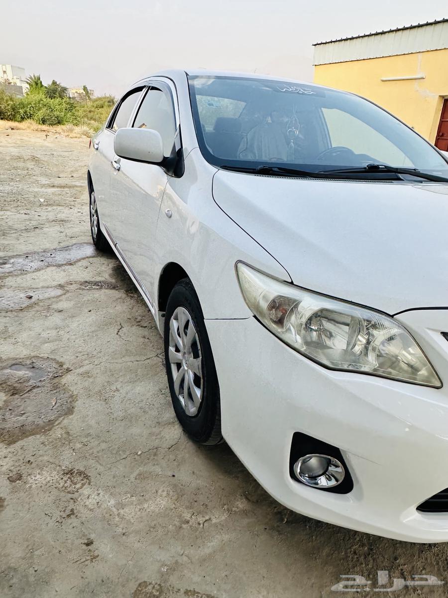 Toyota 2013 for sale, car is very clean, God willing, automatic transmission63157920908929114