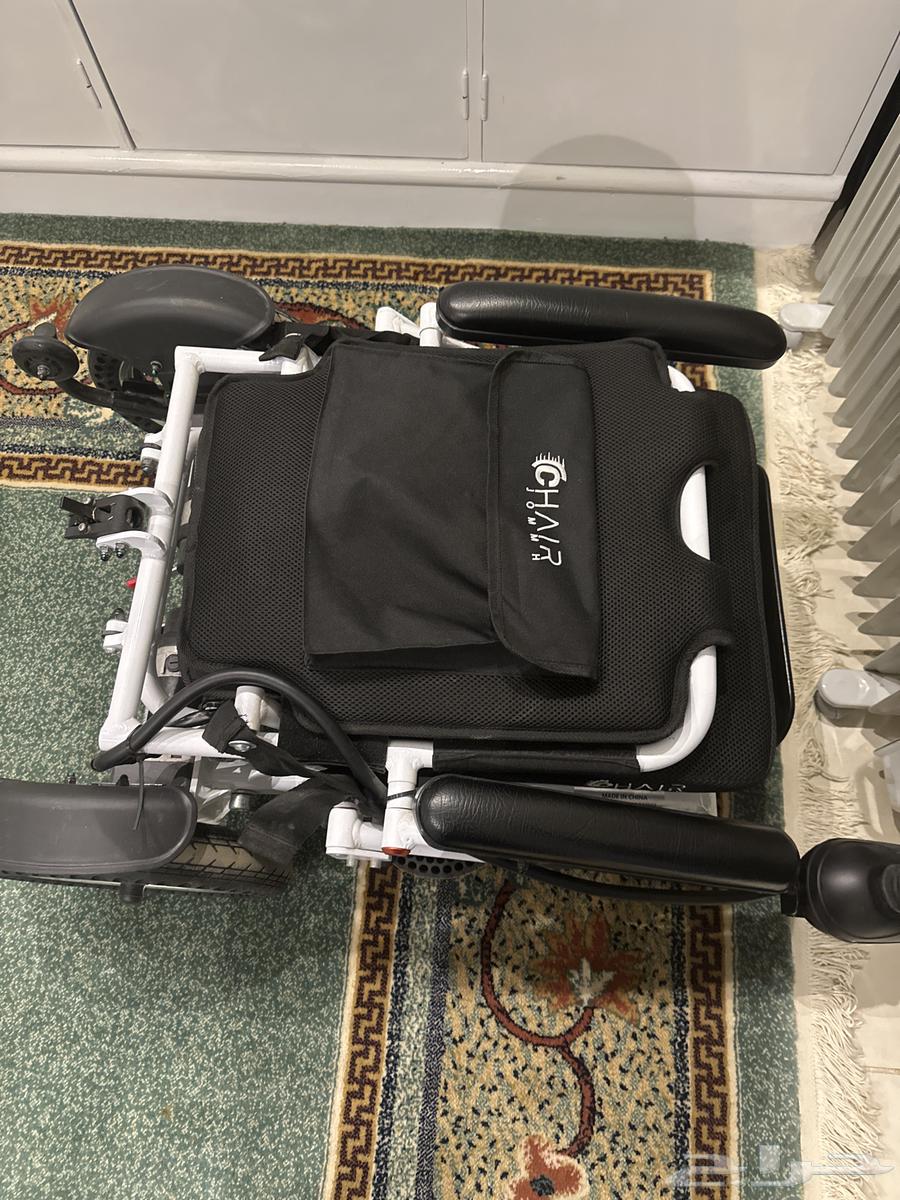 Electric wheelchair for disabled and elderly people, almost new. Used only631026762356511114