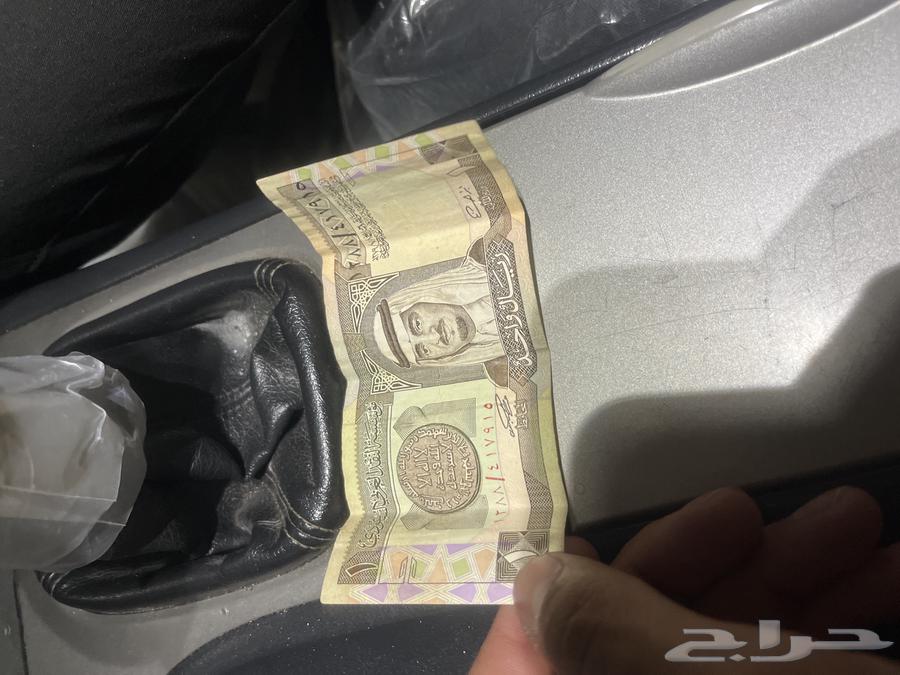 عملات تراثيه ريالات الملك فهد عدد عدد 5قطع63480566445186112
