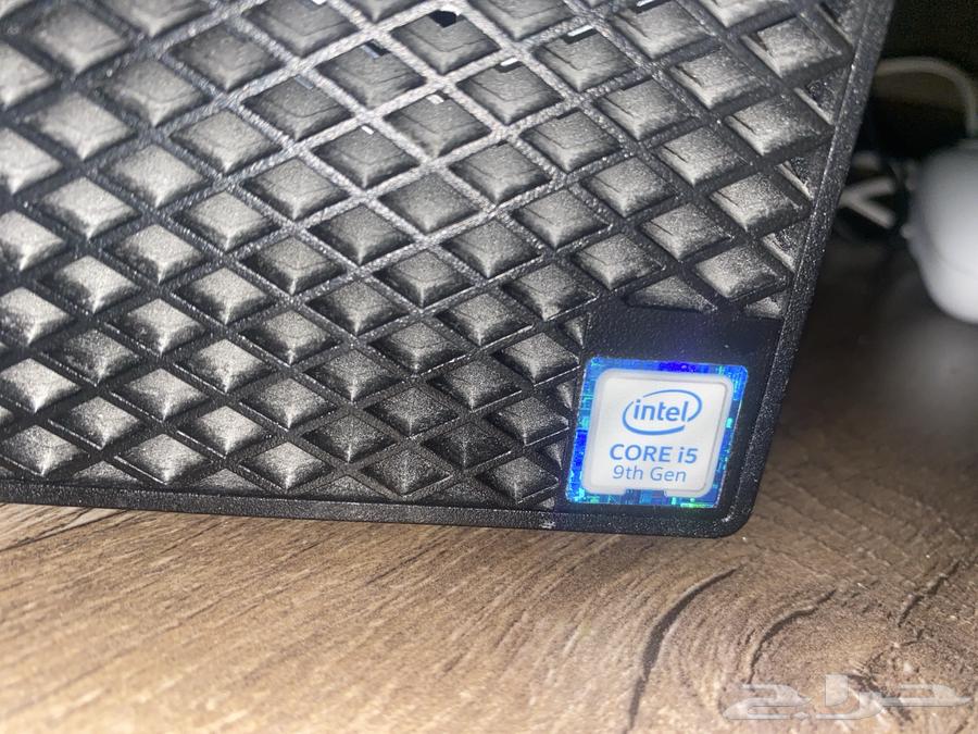 A single i5 generation 9 desktop PC, a single i5 generation 8 summ631026710154271114
