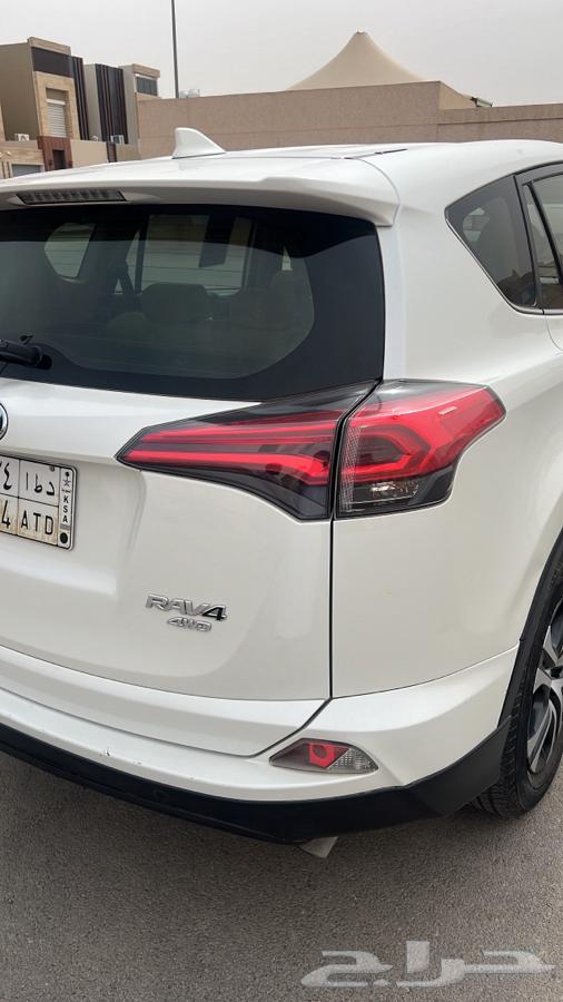 Toyota RAV4 201863160200648961111