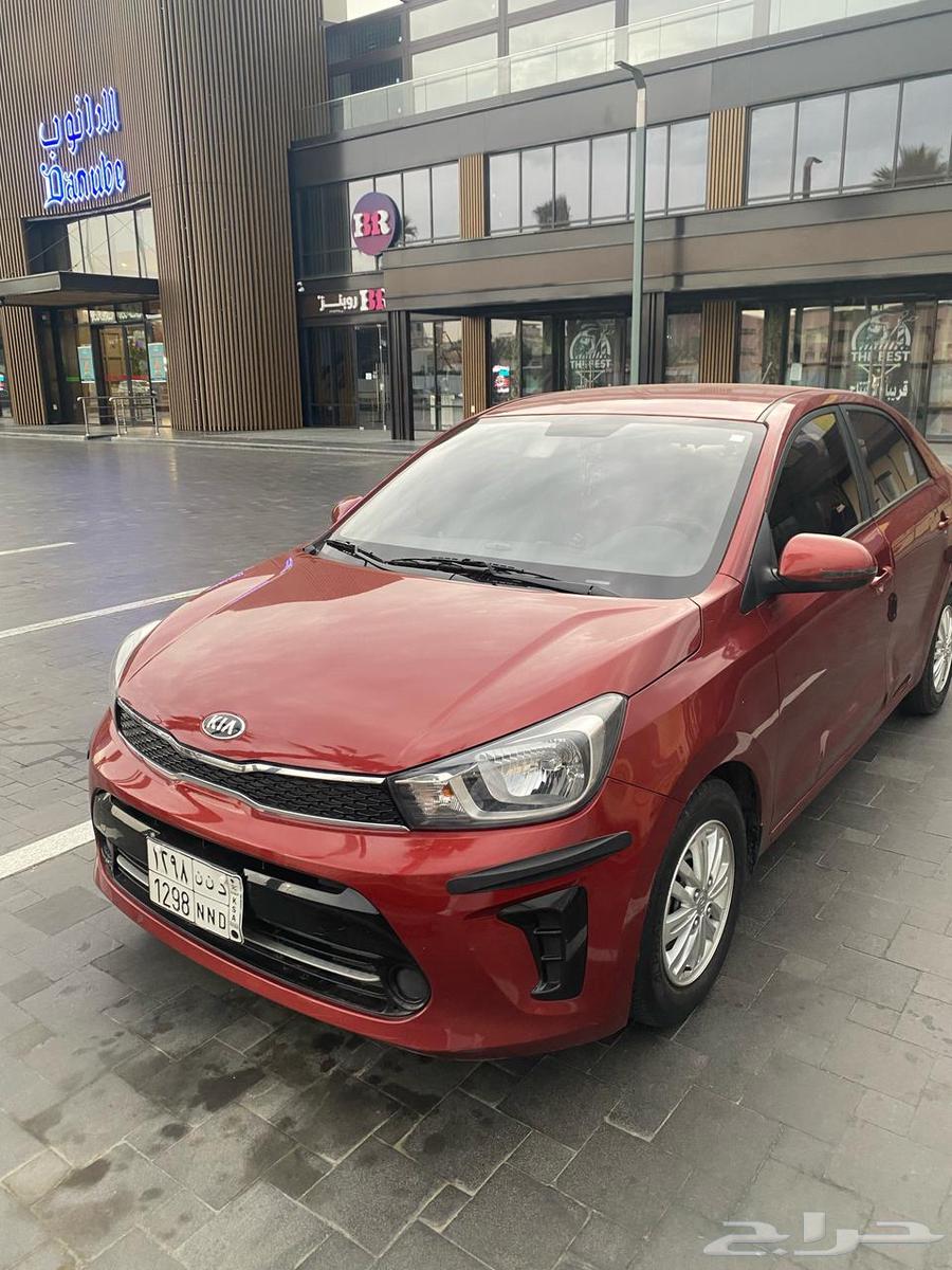 Red Kia Picanto 202163162986628353112