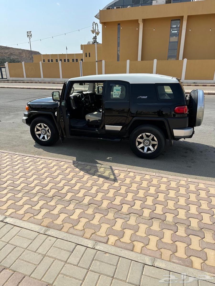 للبيع اف جي خليجي مواصفات خاصة اللون اسود 2021631620221416981125